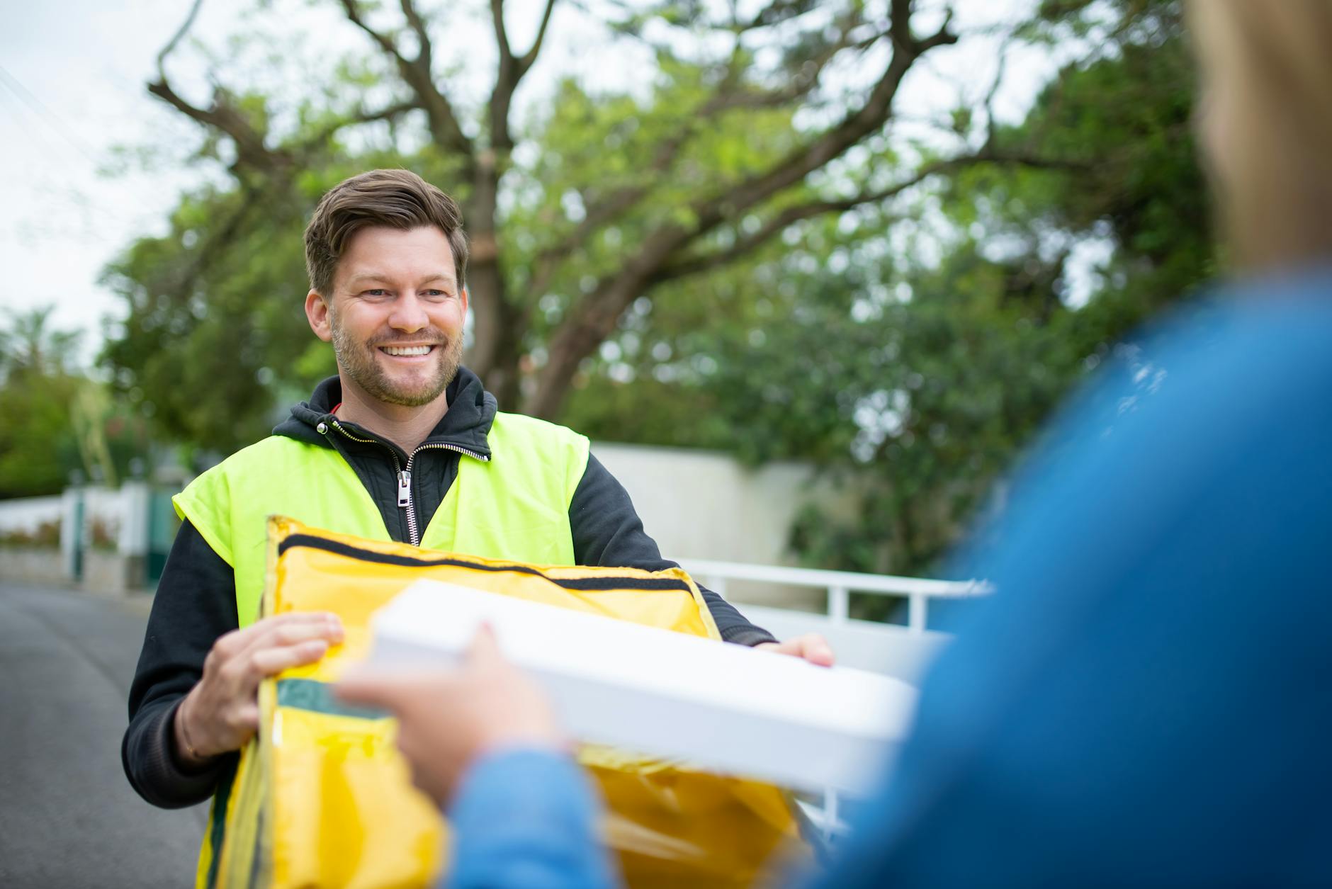 Service Client DPD Pro : Assistance Expédition et Solutions Logistiques